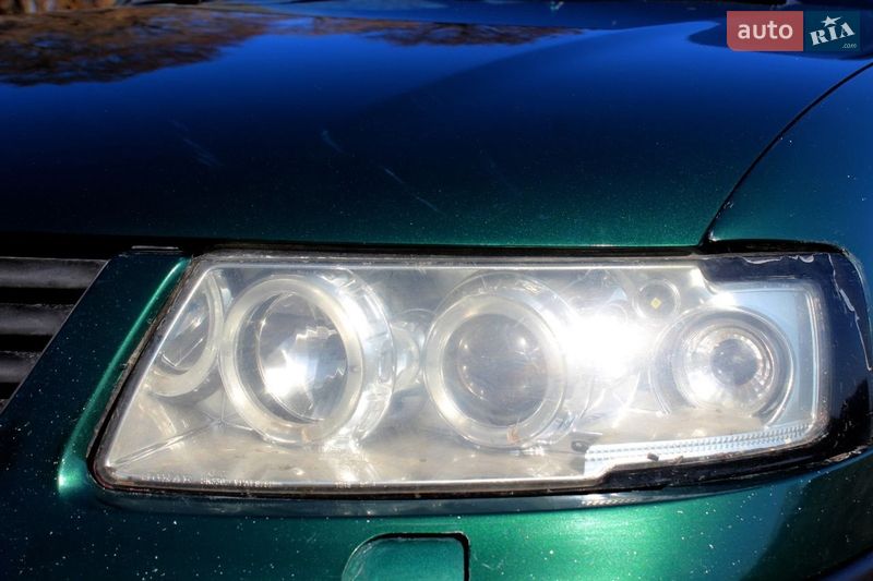 Седан Volkswagen Passat 1999 в Кременце