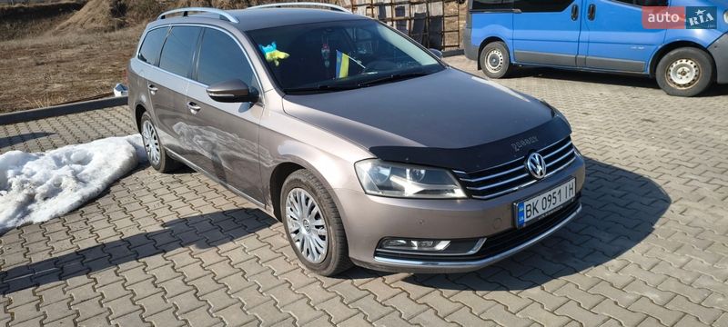 Volkswagen Passat 2011
