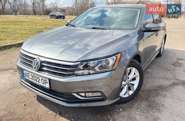 Седан Volkswagen Passat 2016 в Кривом Роге