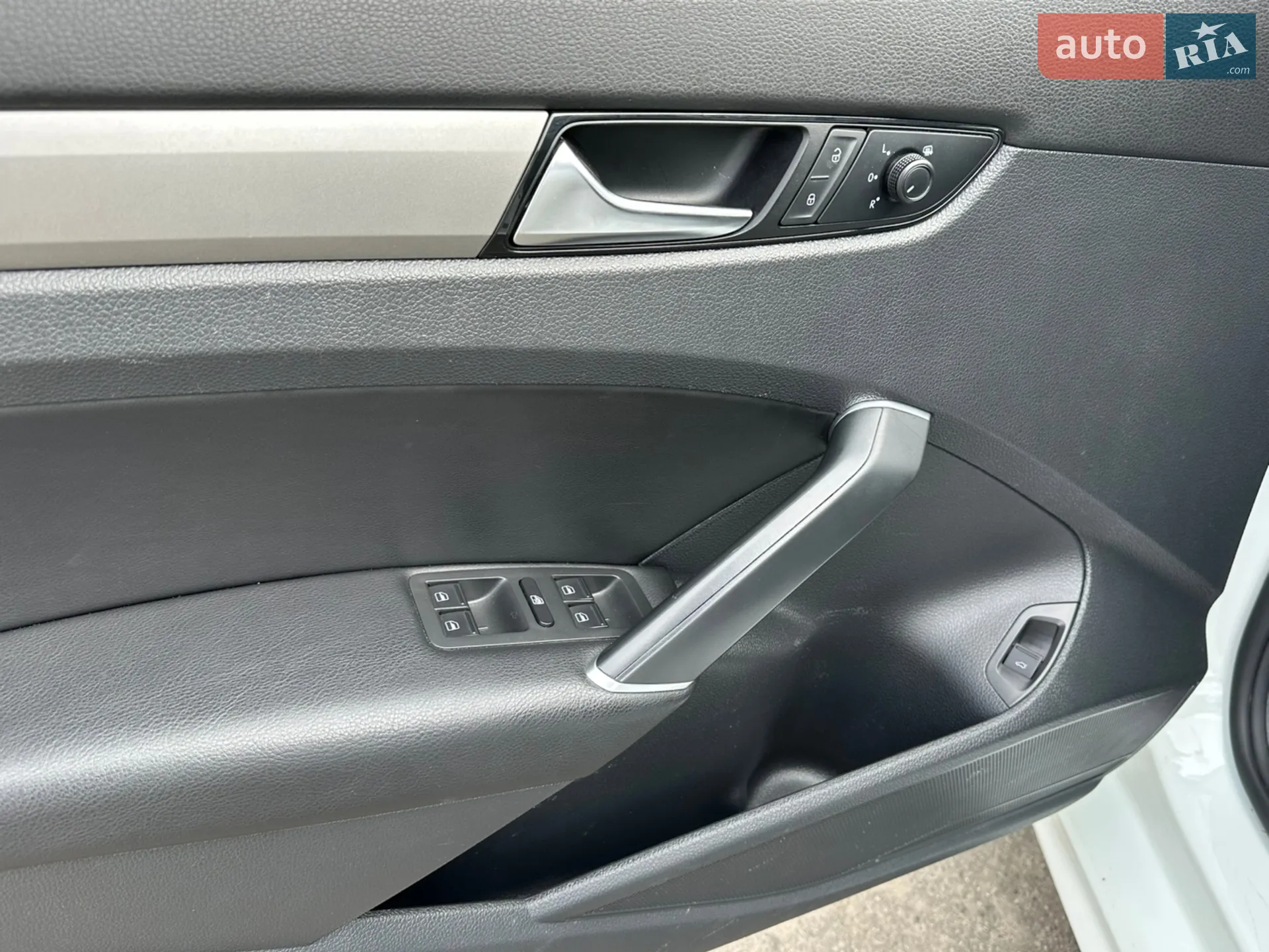 2020 Volkswagen Passat - мініатюра 20