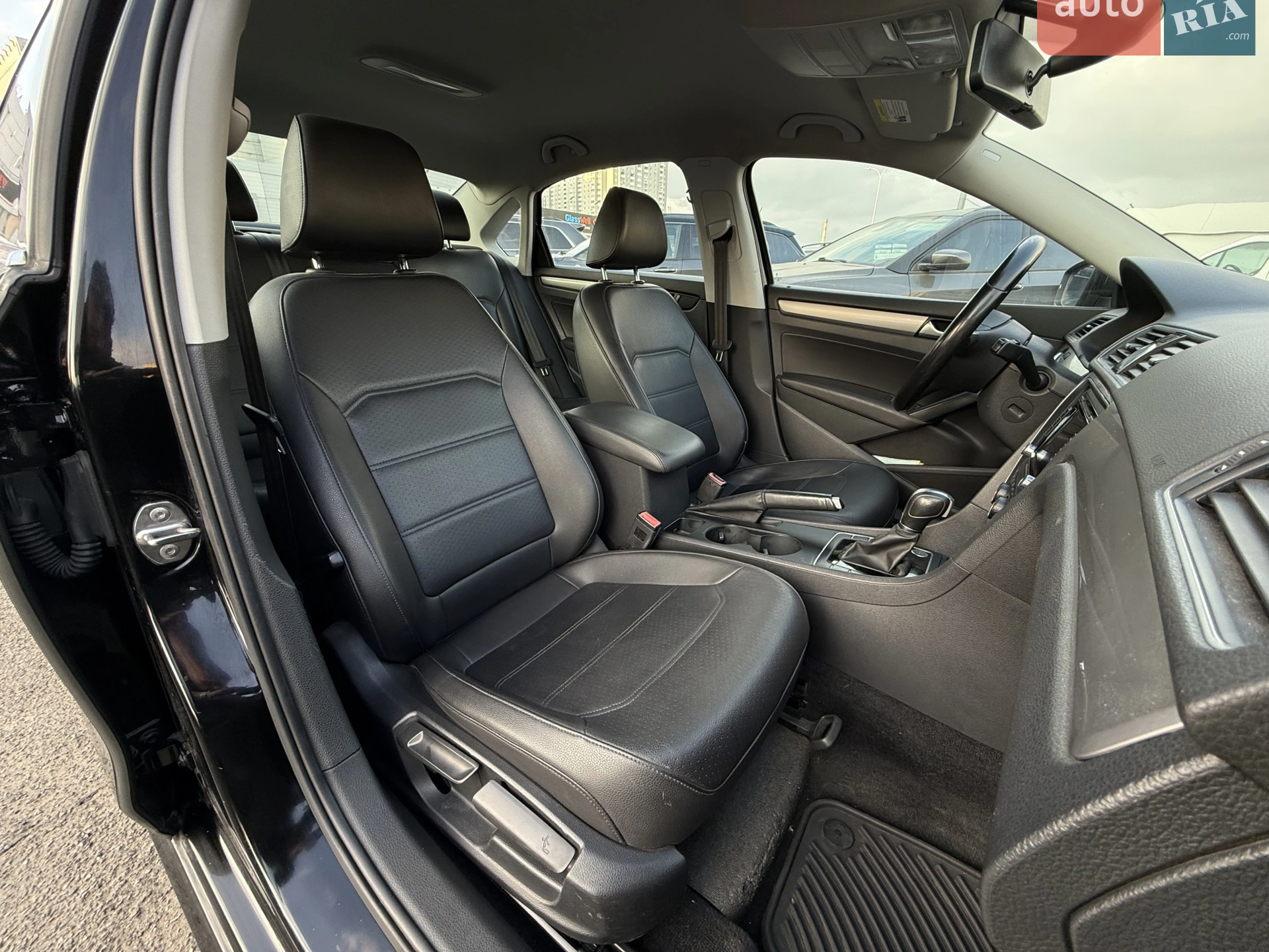 2015 Volkswagen Passat - мініатюра 13