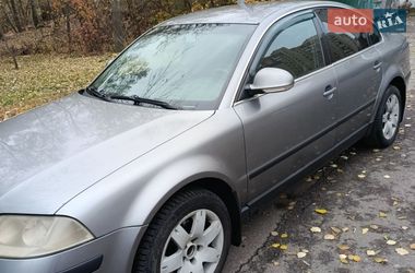 Седан Volkswagen Passat 2003 в Сумах