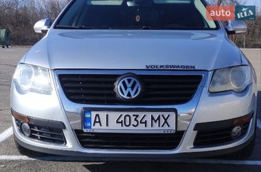 Универсал Volkswagen Passat 2006 в Киеве