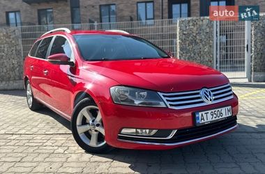 Универсал Volkswagen Passat 2012 в Ивано-Франковске