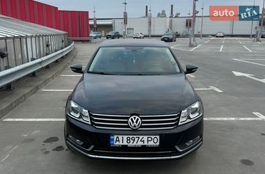 Універсал Volkswagen Passat 2011 в Києві