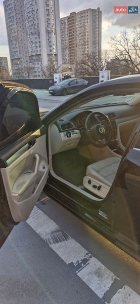 Седан Volkswagen Passat 2013 в Киеве