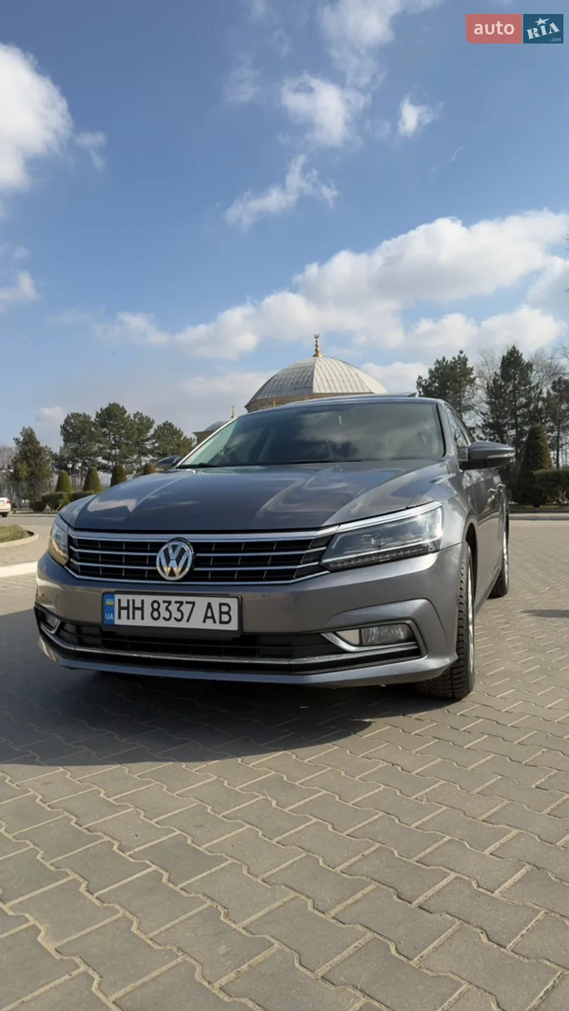 2016 Volkswagen Passat - мініатюра 2