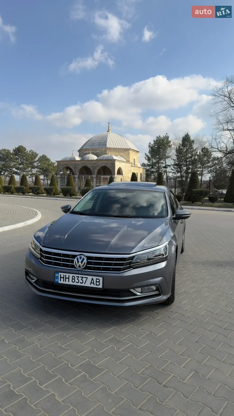2016 Volkswagen Passat - фото 1