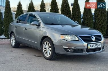 Седан Volkswagen Passat 2008 в Киеве