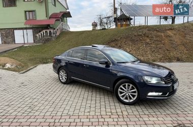 Седан Volkswagen Passat 2012 в Коломые