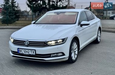 Седан Volkswagen Passat 2015 в Яворове