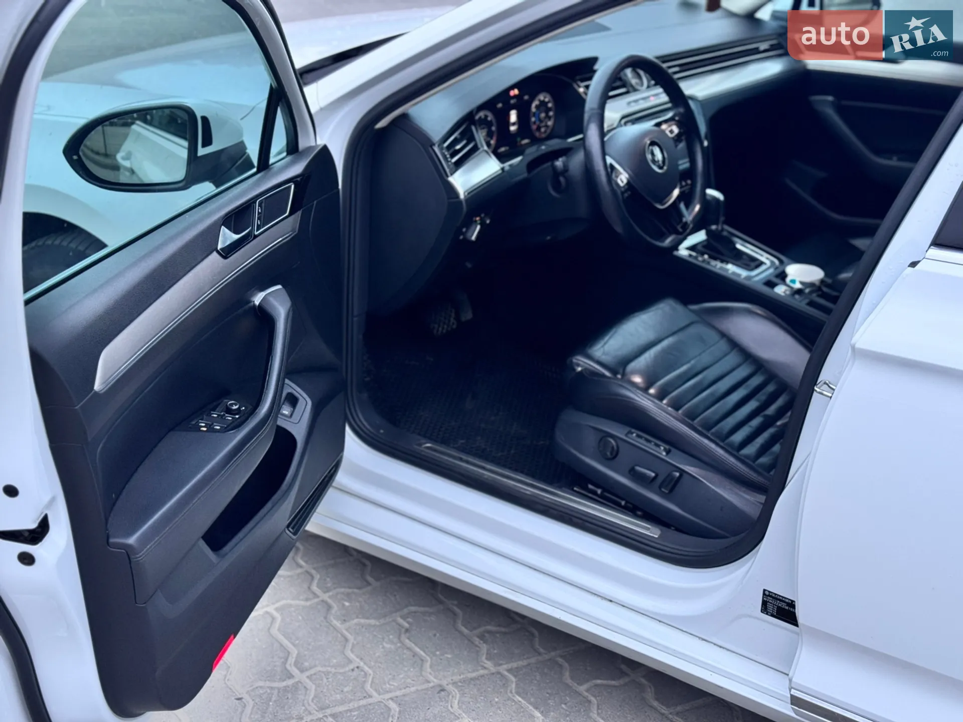 2015 Volkswagen Passat - мініатюра 10