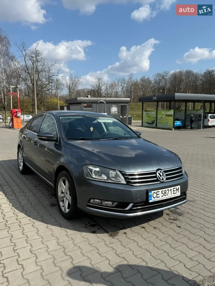 2010 Volkswagen Passat - мініатюра 35