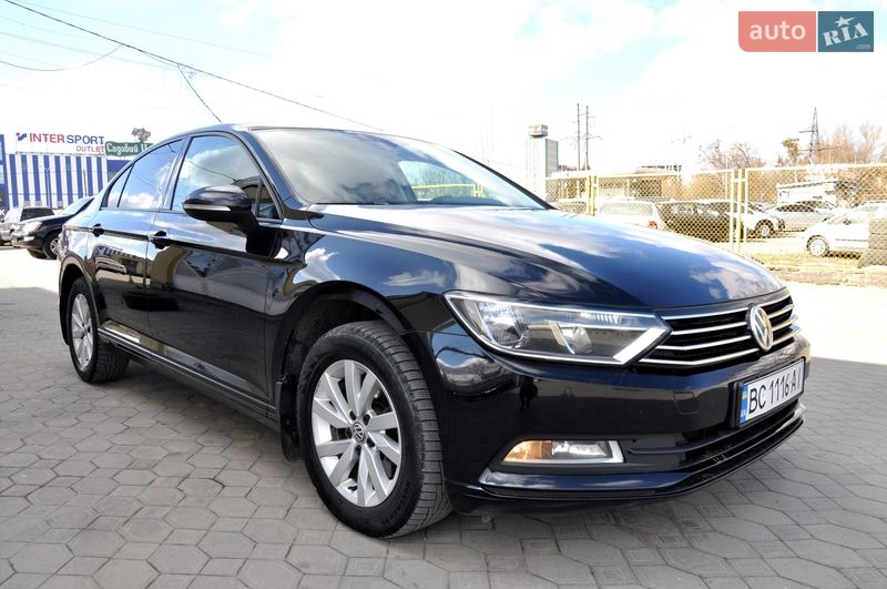 Седан Volkswagen Passat 2017 в Львове