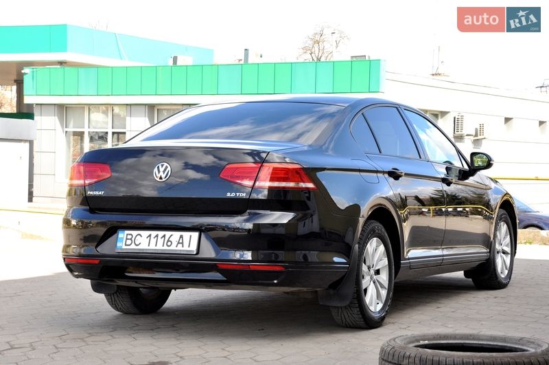 Седан Volkswagen Passat 2017 в Львове