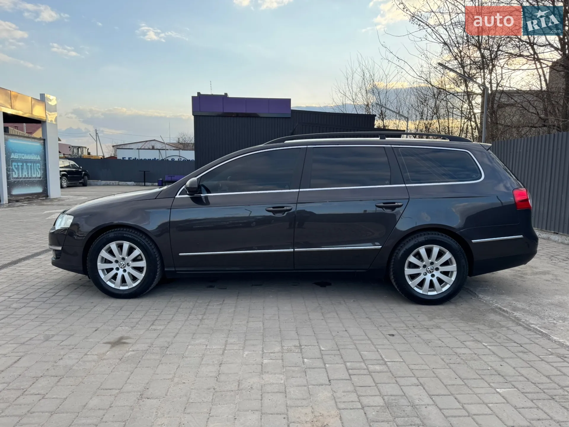2010 Volkswagen Passat - мініатюра 15