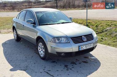 Седан Volkswagen Passat 2005 в Львове