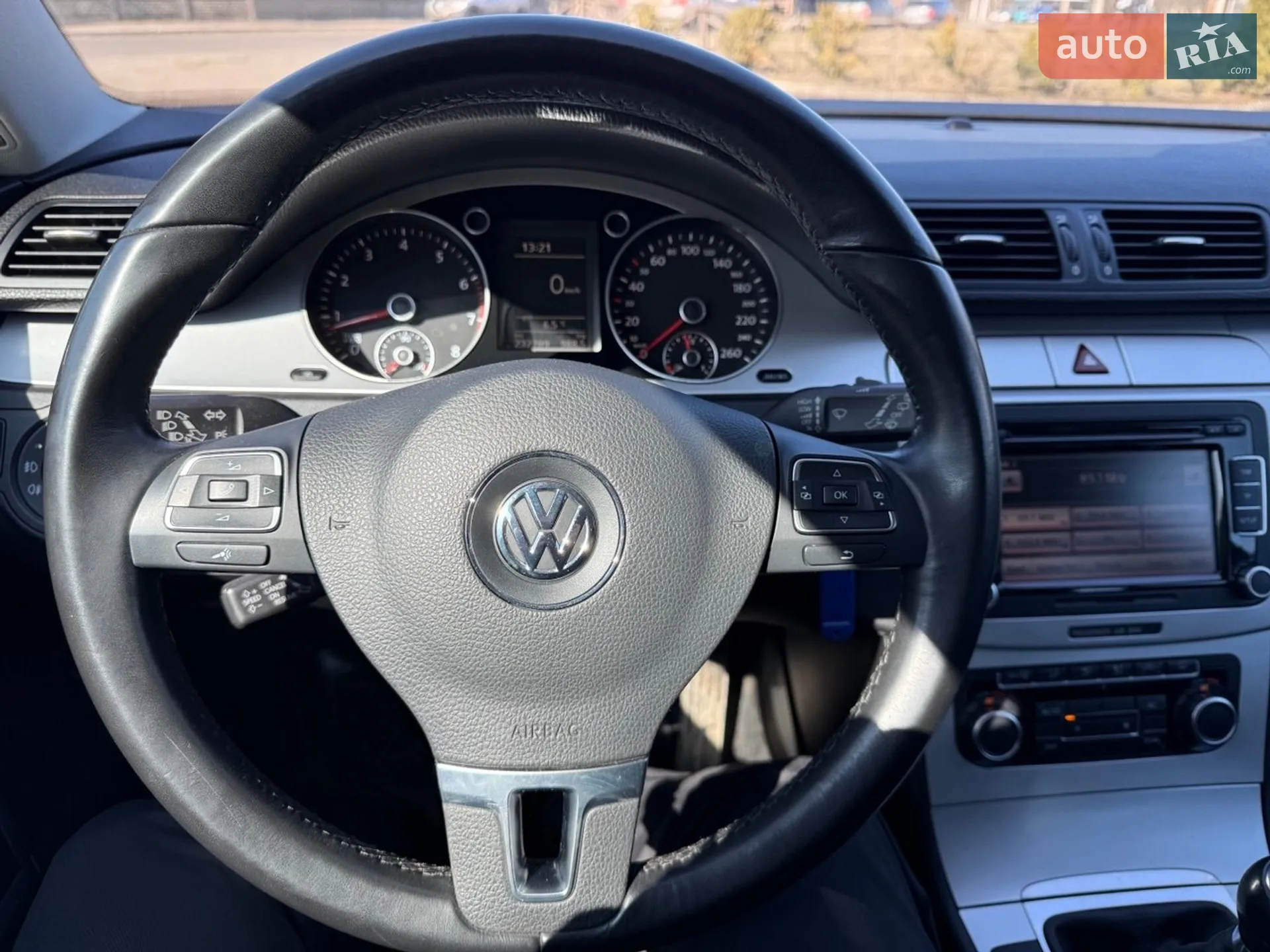 2010 Volkswagen Passat - мініатюра 13