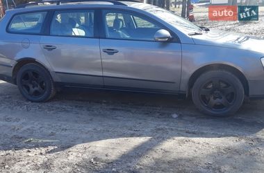 Універсал Volkswagen Passat 2005 в Корюківці