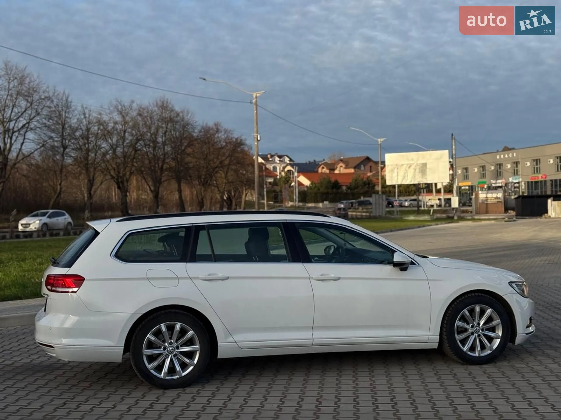 2016 Volkswagen Passat - мініатюра 6