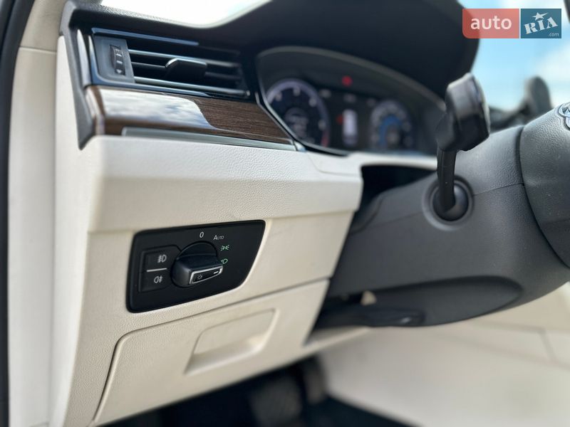 Универсал Volkswagen Passat 2015 в Львове