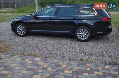 Універсал Volkswagen Passat 2017 в Чернівцях