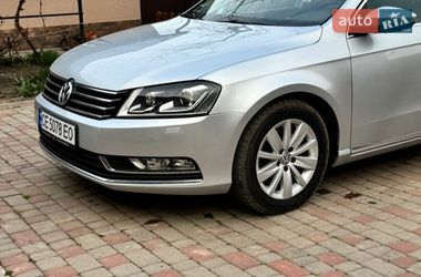 Універсал Volkswagen Passat 2012 в Чернівцях