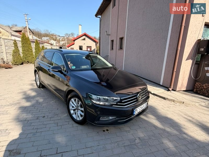 Volkswagen Passat 2021