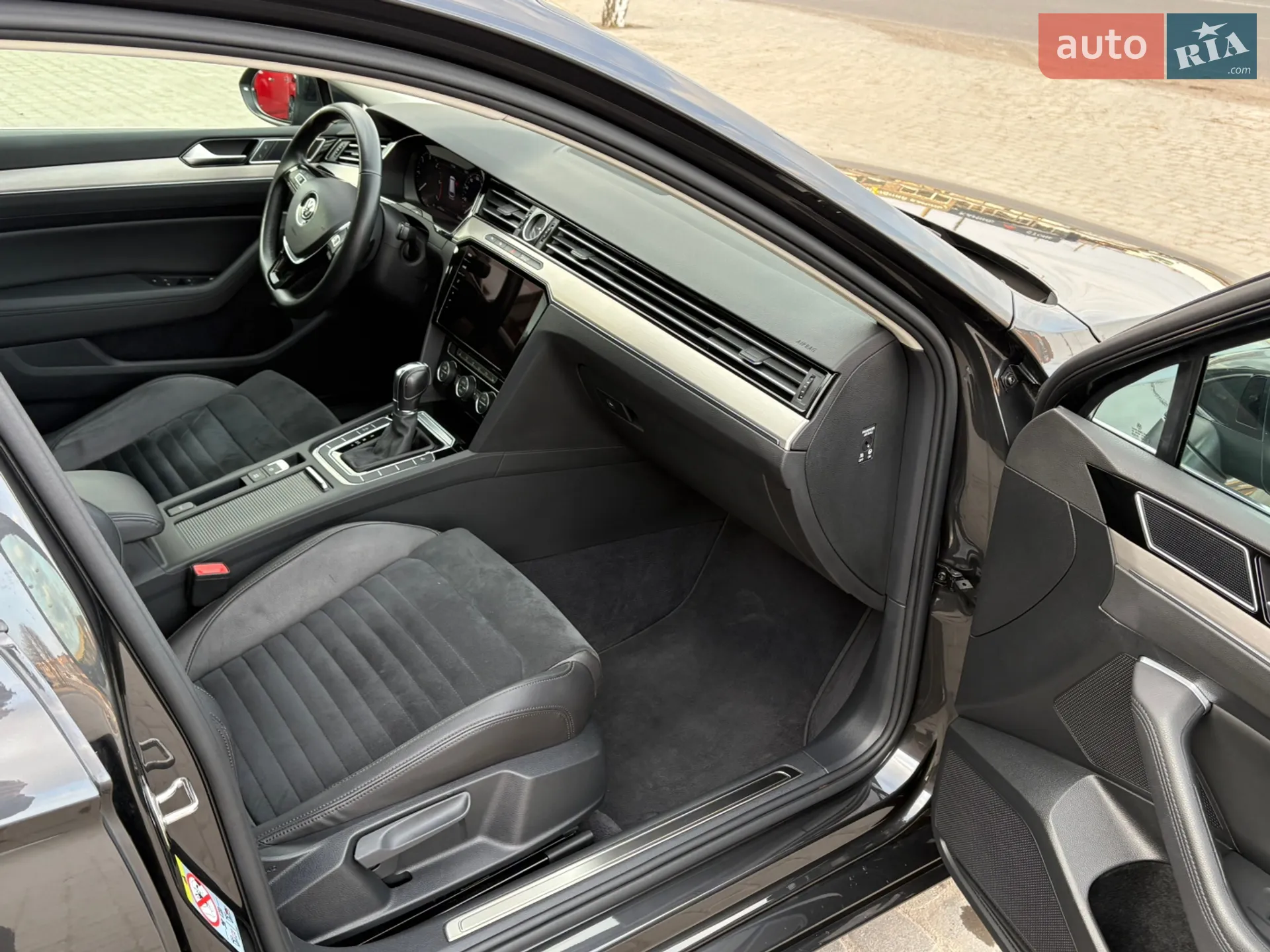 2019 Volkswagen Passat - мініатюра 41