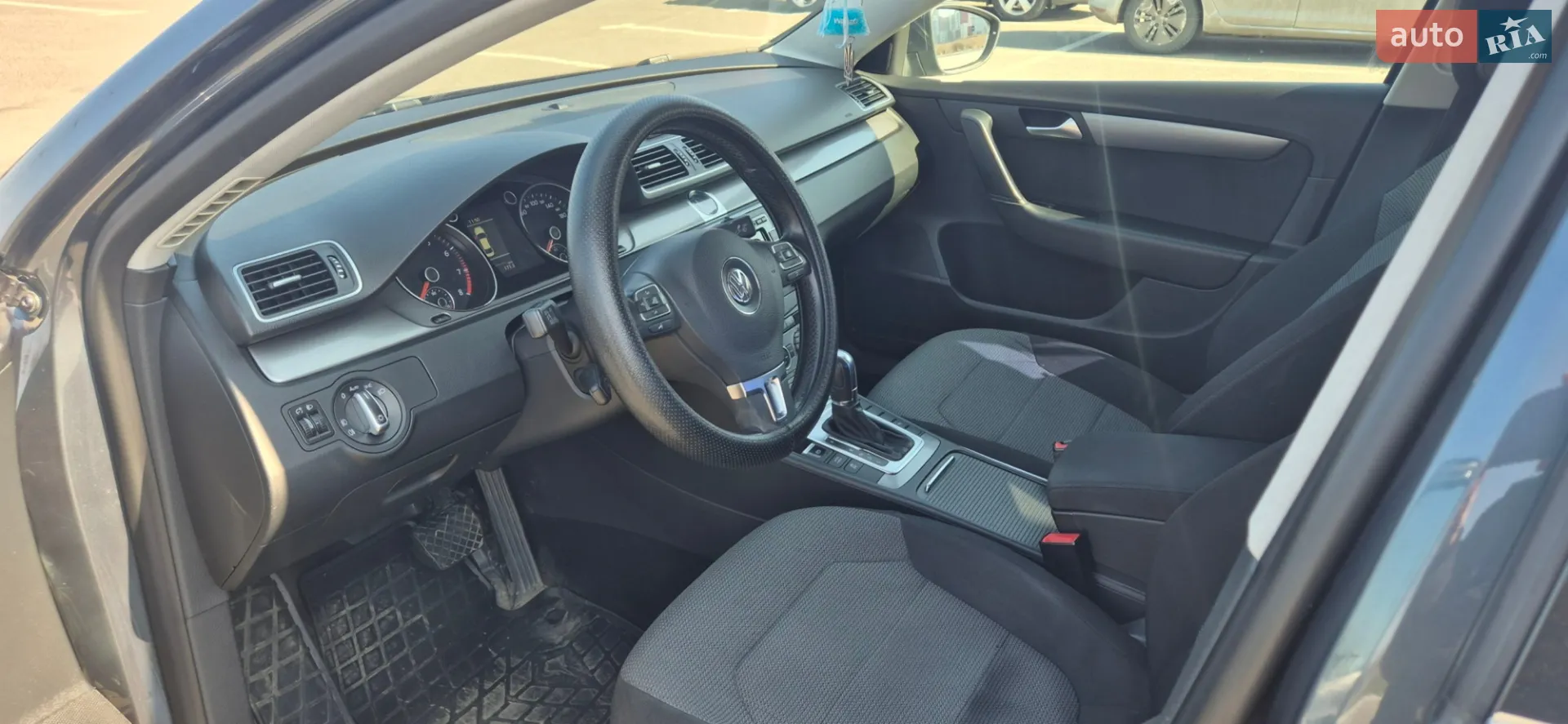2014 Volkswagen Passat - мініатюра 5