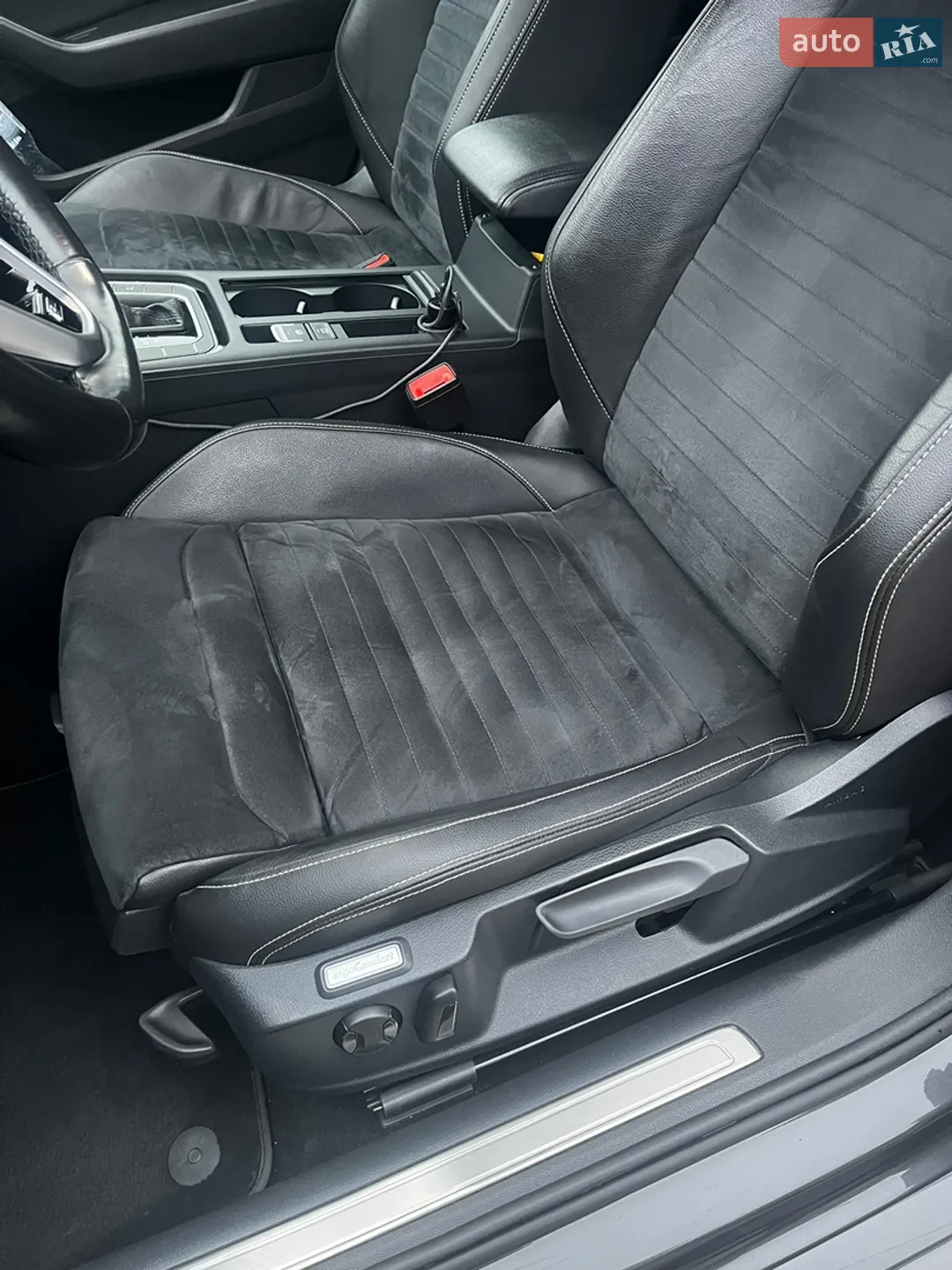 2019 Volkswagen Passat - мініатюра 18