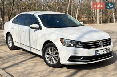 Седан Volkswagen Passat 2015 в Чернигове