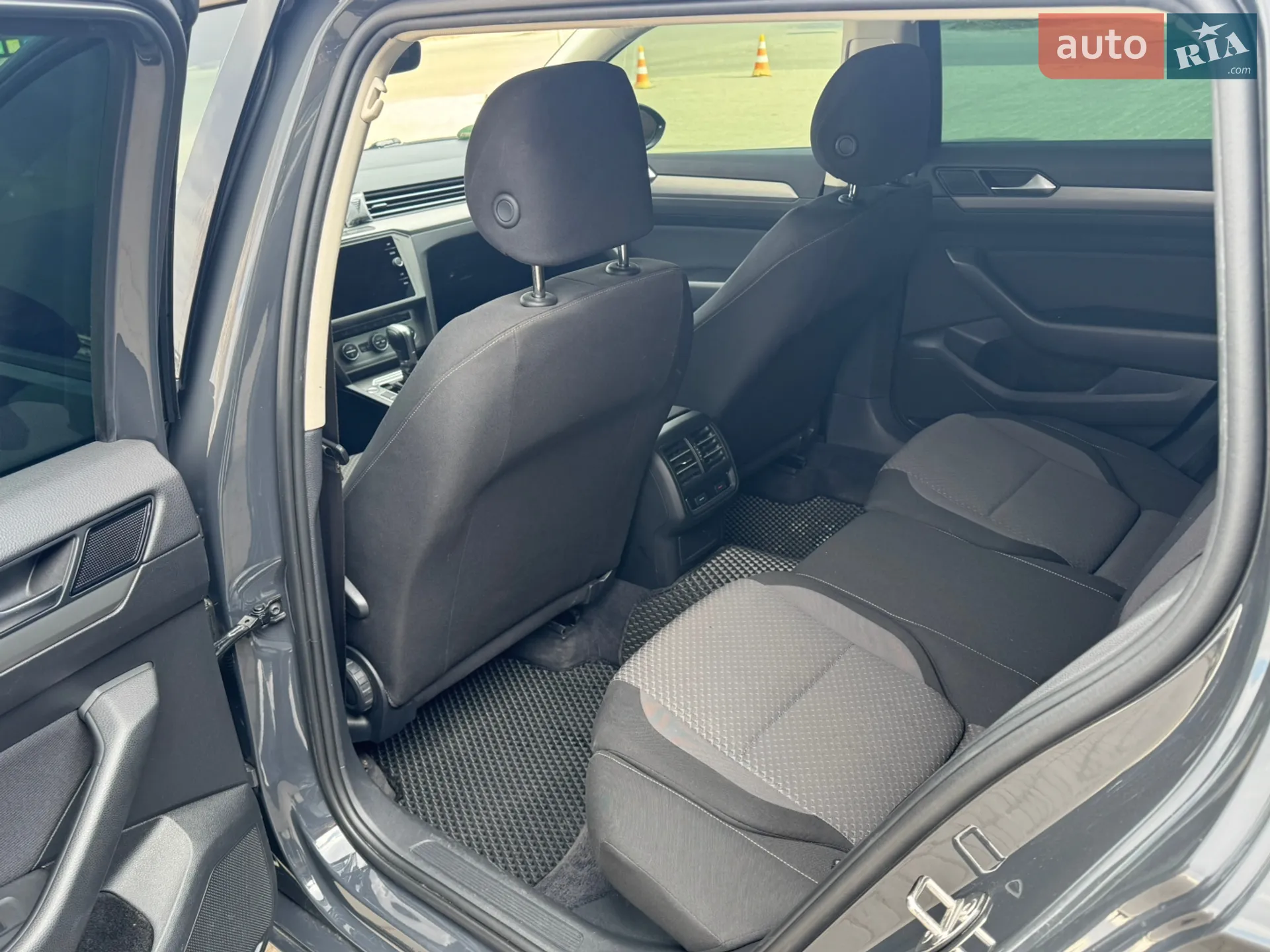 2018 Volkswagen Passat - мініатюра 21