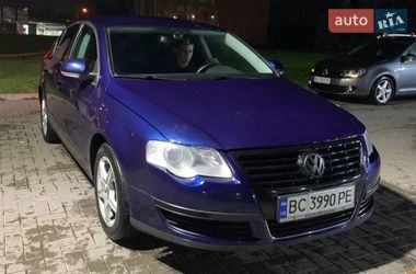Седан Volkswagen Passat 2005 в Винниках