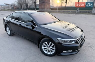 Седан Volkswagen Passat 2016 в Харькове