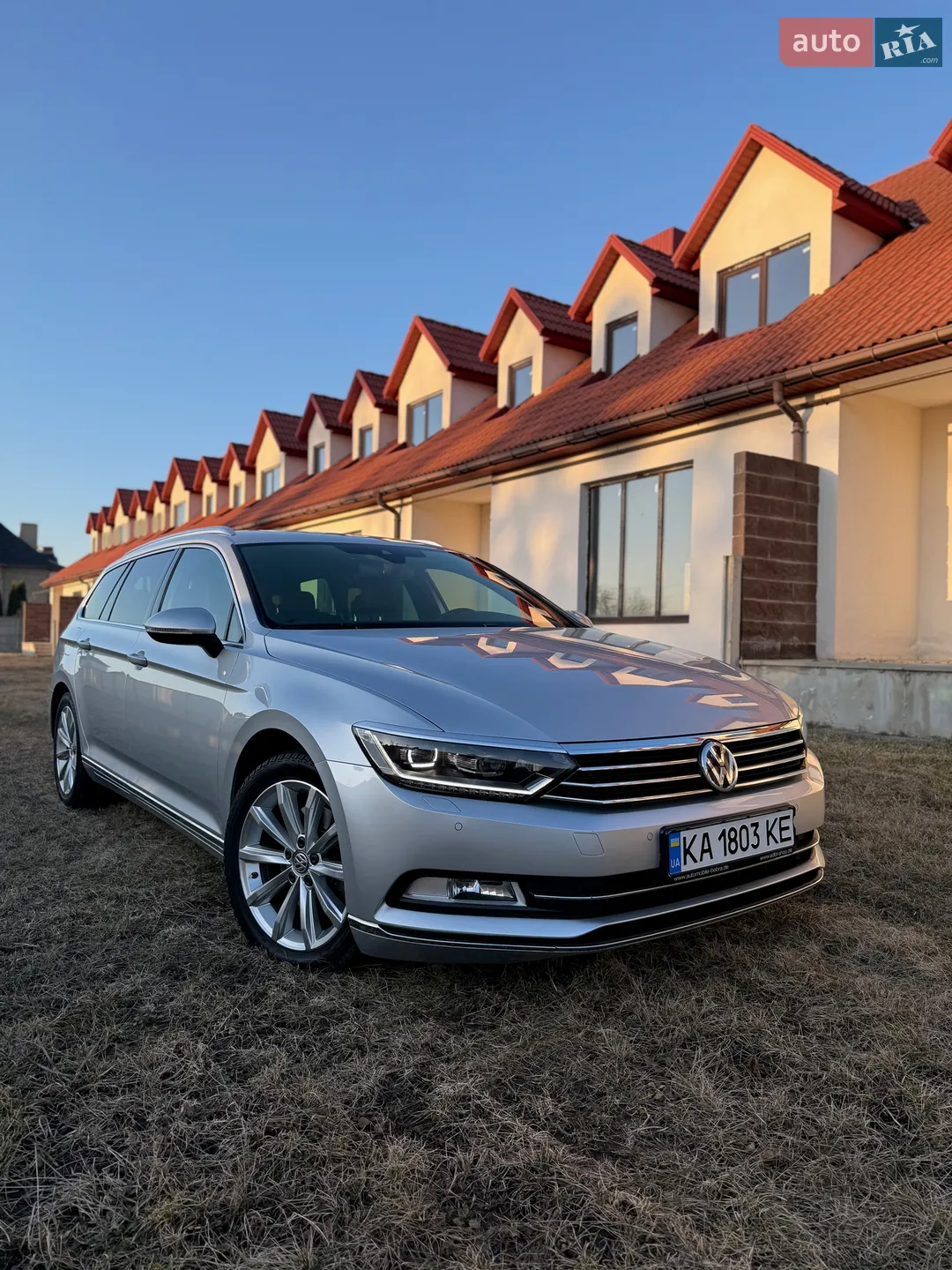 2018 Volkswagen Passat - фото 1