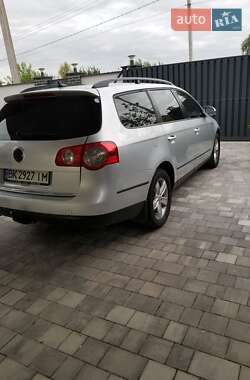 Універсал Volkswagen Passat 2008 в Березному