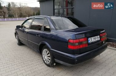 Седан Volkswagen Passat 1995 в Залещиках