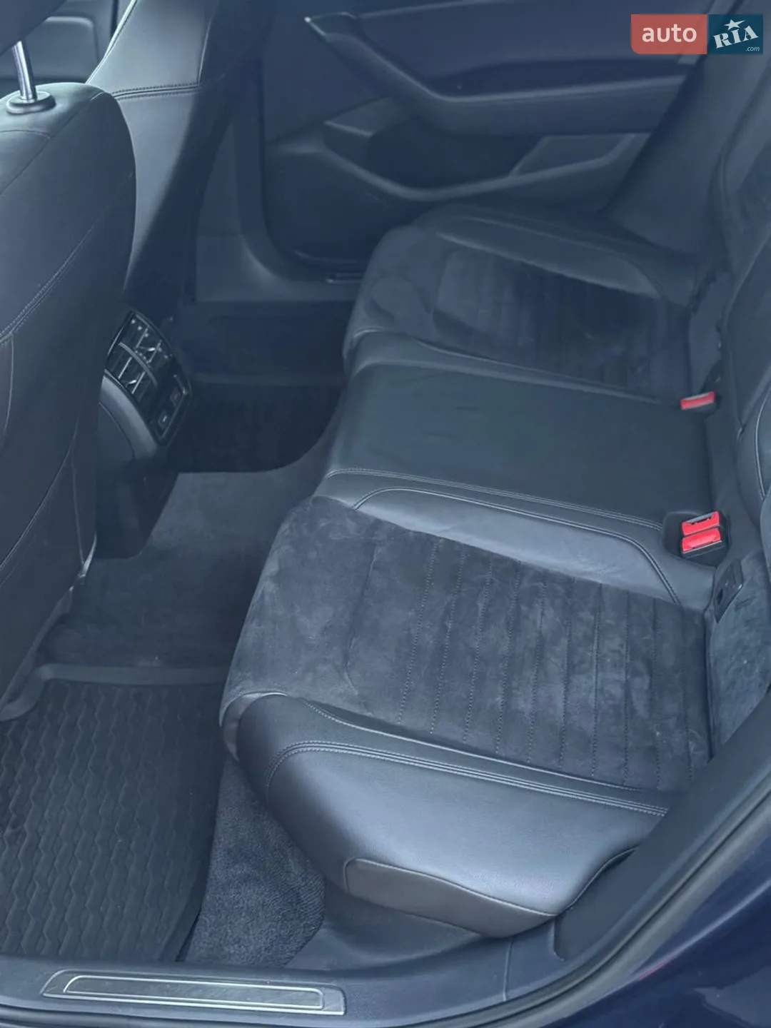 2017 Volkswagen Passat - мініатюра 21