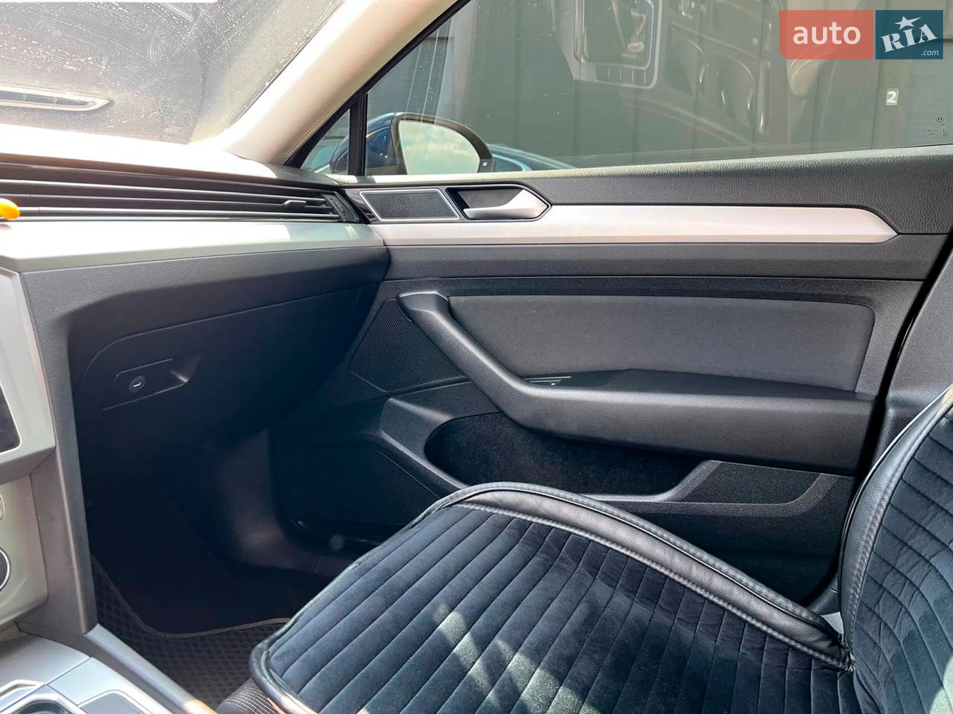 2017 Volkswagen Passat - мініатюра 32