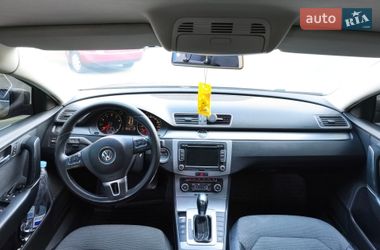 Седан Volkswagen Passat 2011 в Виннице