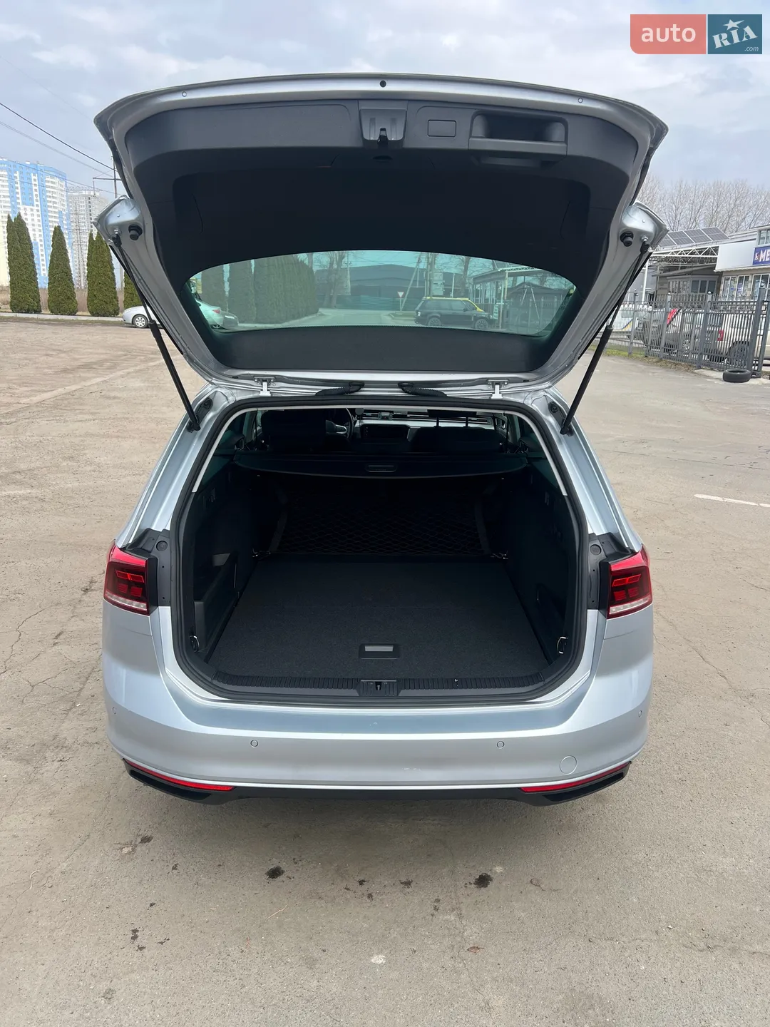 2021 Volkswagen Passat - мініатюра 11
