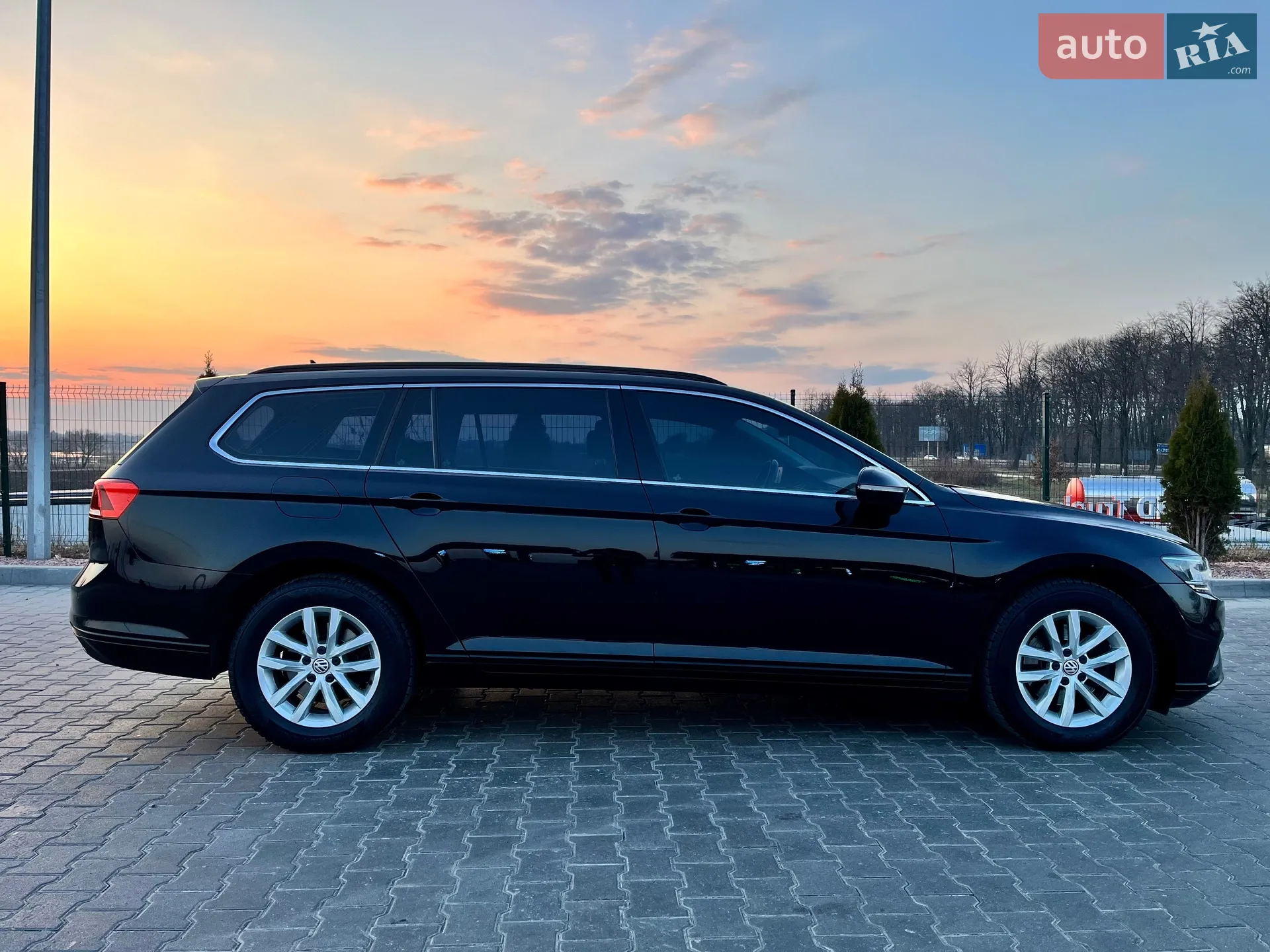 2019 Volkswagen Passat - мініатюра 18