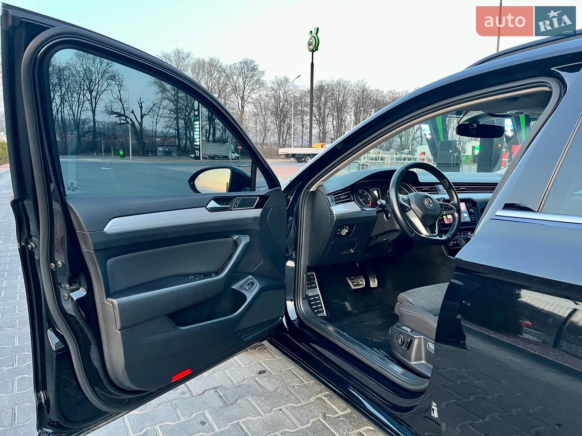 2019 Volkswagen Passat - мініатюра 24