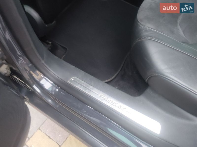 Универсал Volkswagen Passat 2011 в Луцке