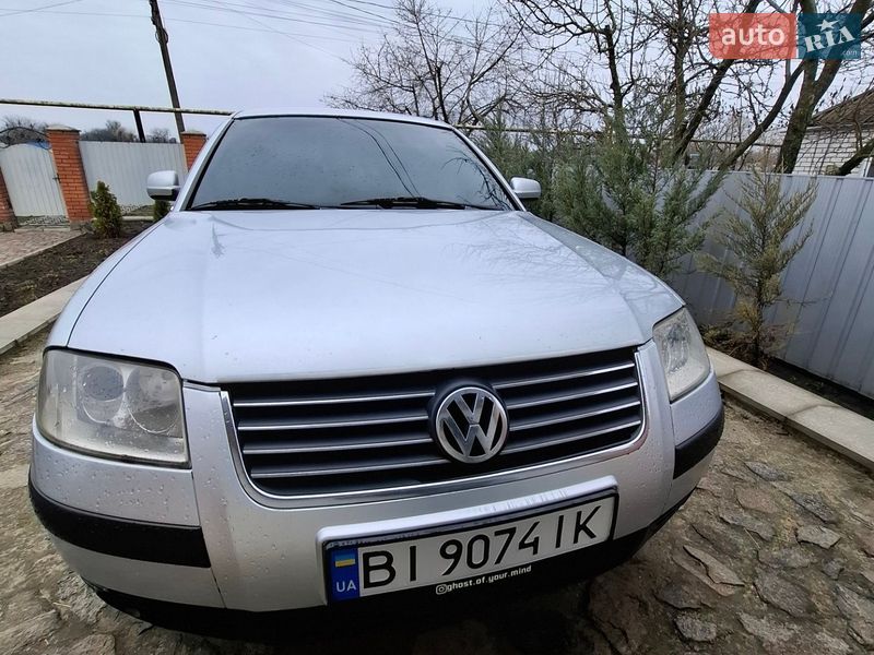 Седан Volkswagen Passat 2000 в Семеновке