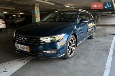 Універсал Volkswagen Passat 2020 в Львові