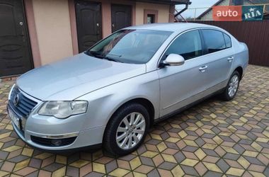 Седан Volkswagen Passat 2005 в Дубровиці