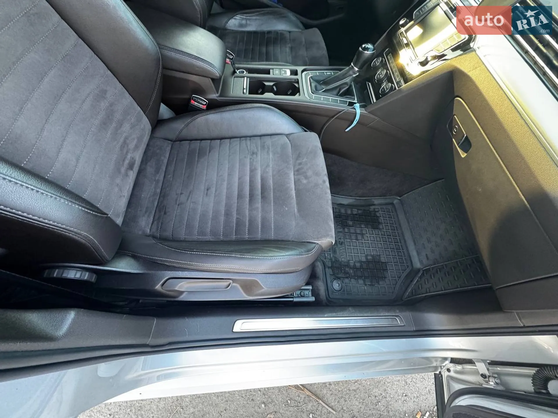 2015 Volkswagen Passat - мініатюра 21