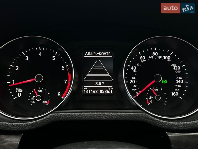 Седан Volkswagen Passat 2016 в Львове